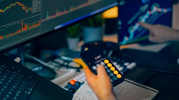 Évitez ces 10 pièges courants en investissement pour maximiser vos profits